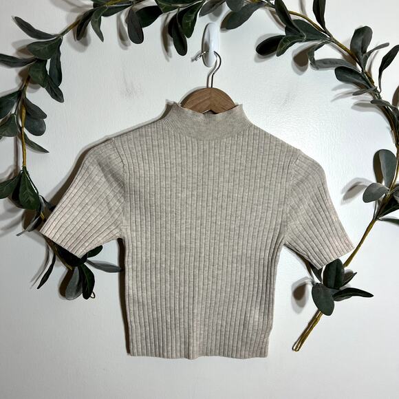 a new day Tops - A New Day Cream Short Sleeve Sweater